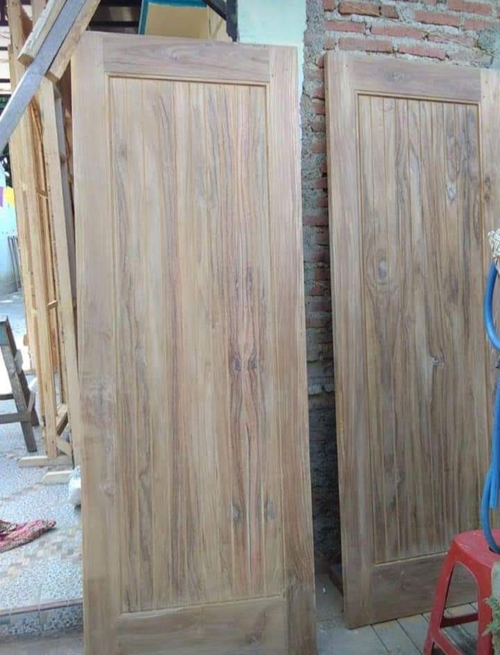 Kusen Pintu Kayu Kamper